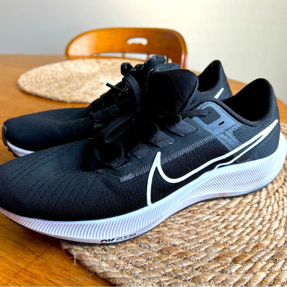 Nike Pegasus 38. Men size 10.